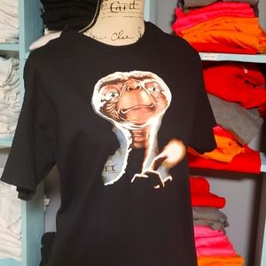 E.T 80s Adult Tshirt Sz Medium